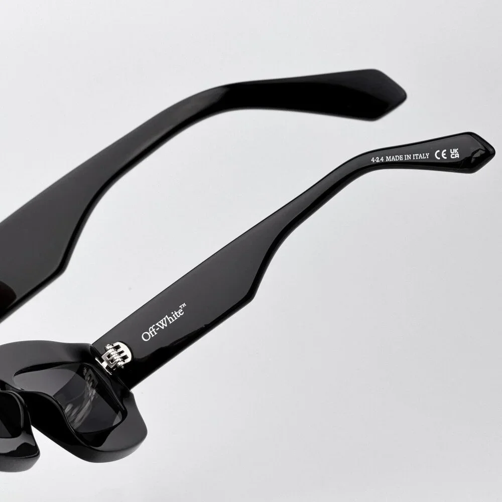 Off-White CHARLOTTE Men Sunglasses Black Rectangle Frame I Model OERI138 1007